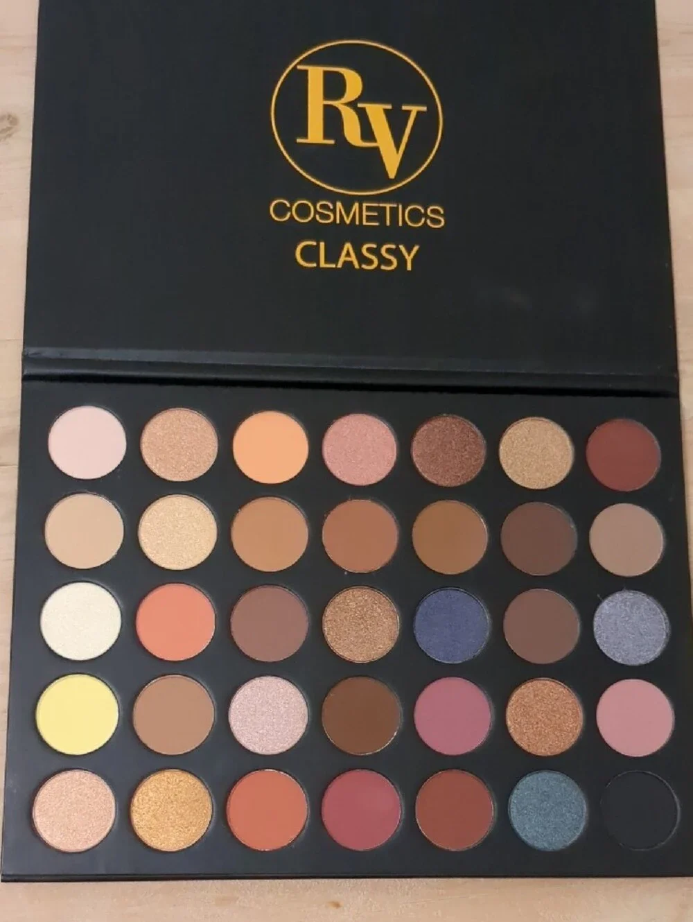 Ulta Beauty large palette